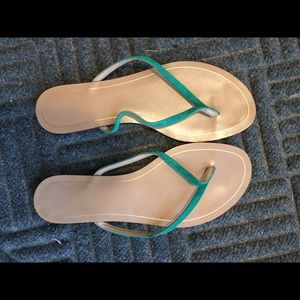 Banana republic flip flops